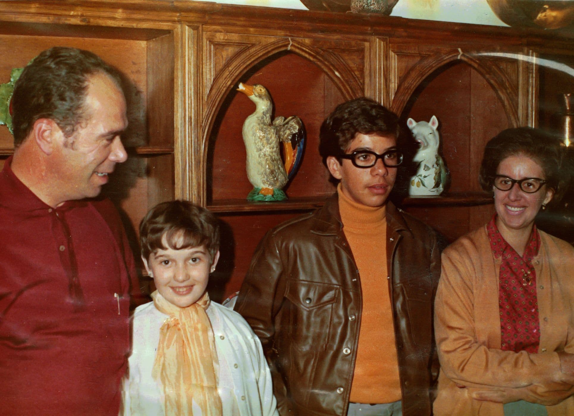 João Manuel and Helena Maria, together with their parents